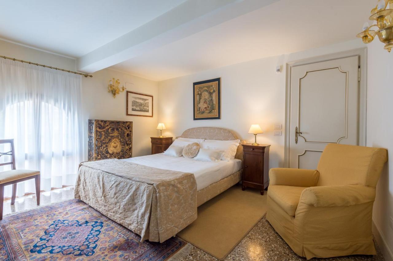 Ca' Dei Cuori On The Grand Canal Венеция Экстерьер фото