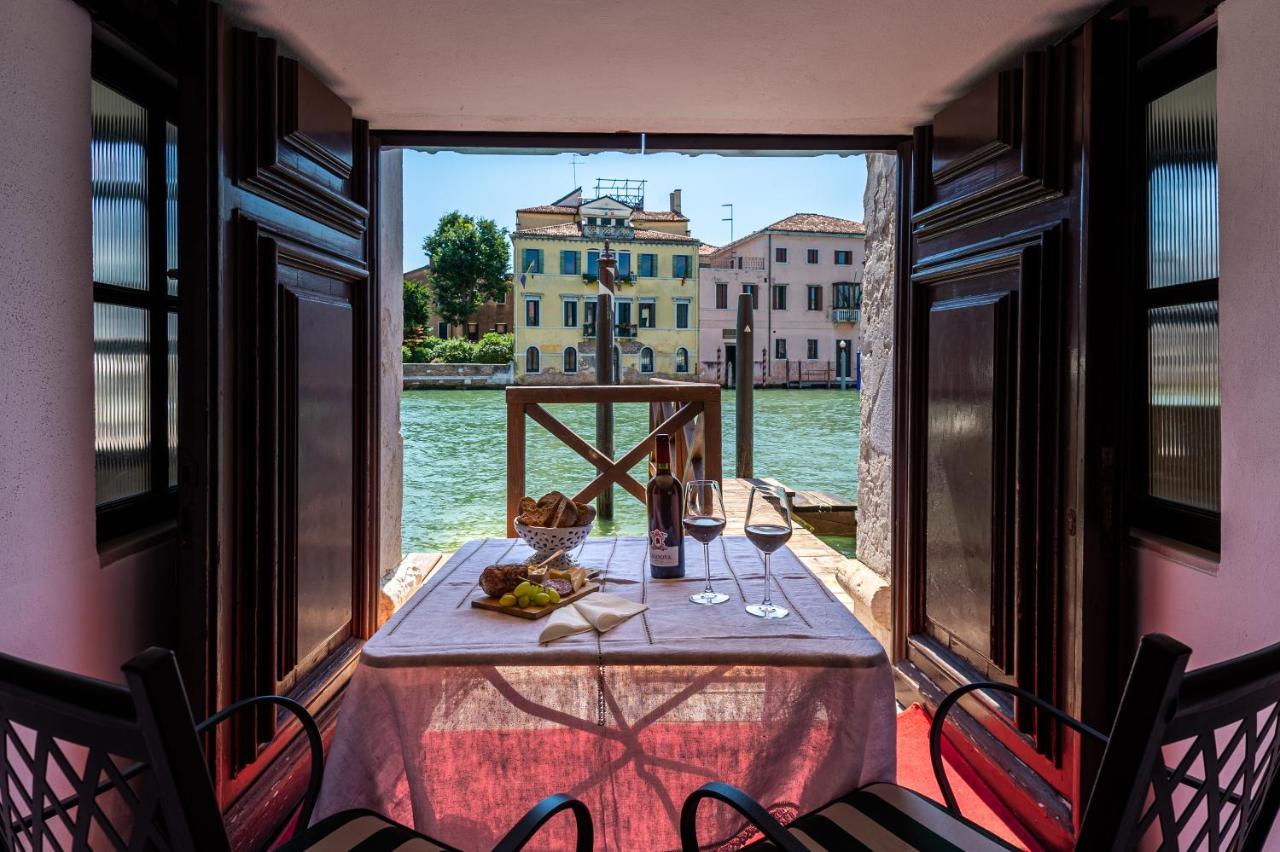 Ca' Dei Cuori On The Grand Canal Венеция Экстерьер фото