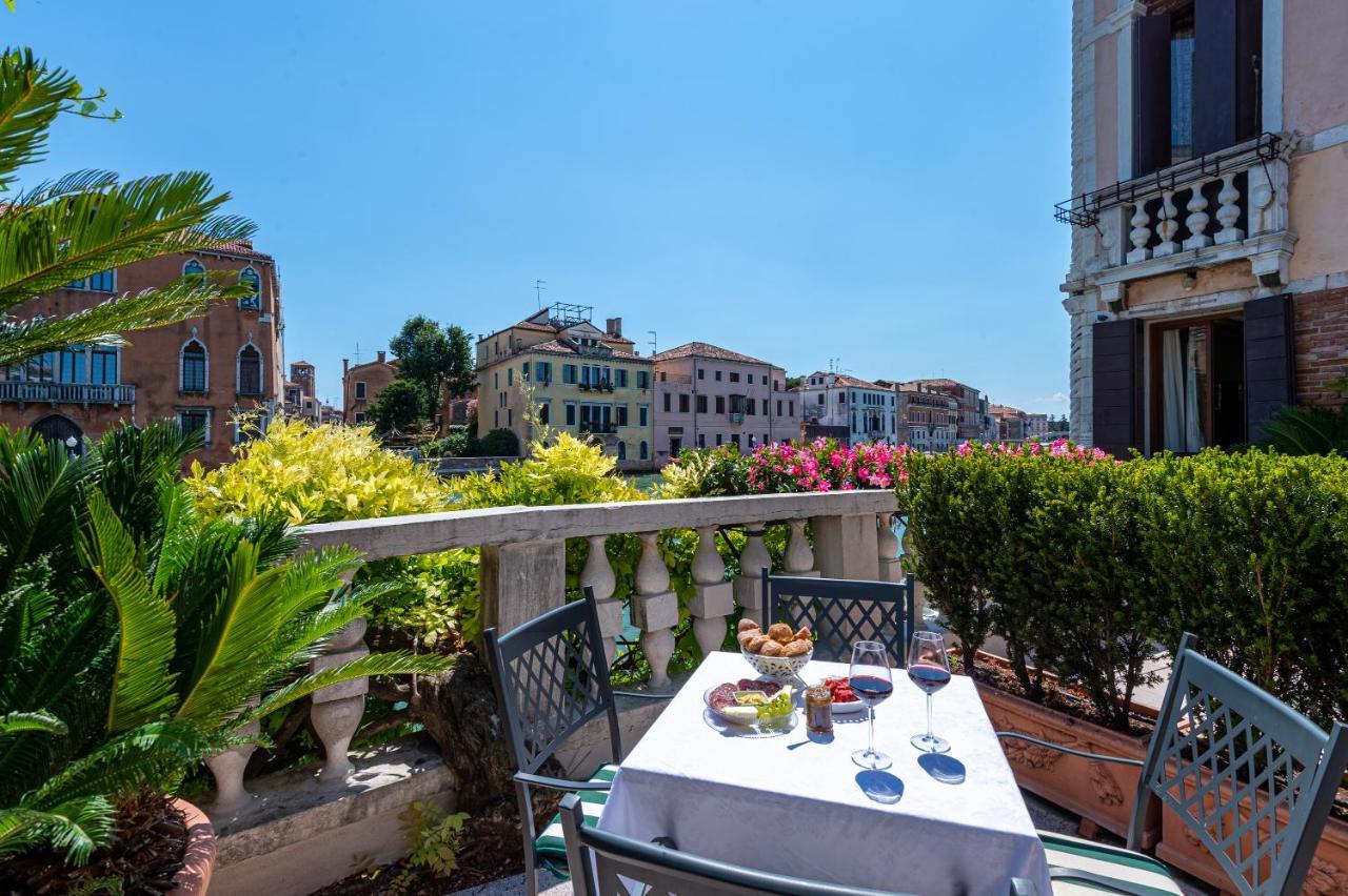 Ca' Dei Cuori On The Grand Canal Венеция Экстерьер фото