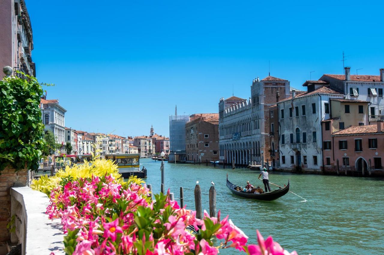 Ca' Dei Cuori On The Grand Canal Венеция Экстерьер фото